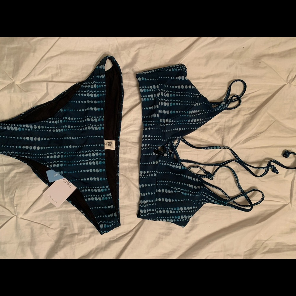 Two piece bikini Cupshe medium NWT